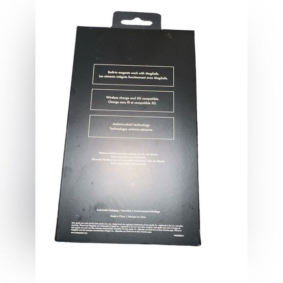 Kate Spade NEW New York Apple iPhone 14 Pro Max Case with MagSafe - Multifloral - Picture 5 of 6